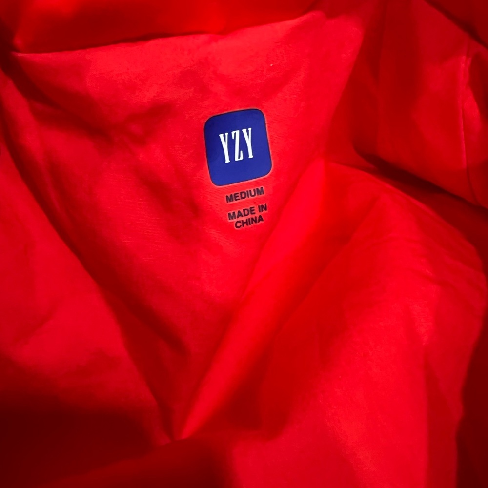 Yeezy/GAP oversized RED puffer jacket - Picture 2 of 3